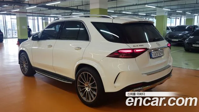 Mercedes-Benz GLE 2025 thumb 2
