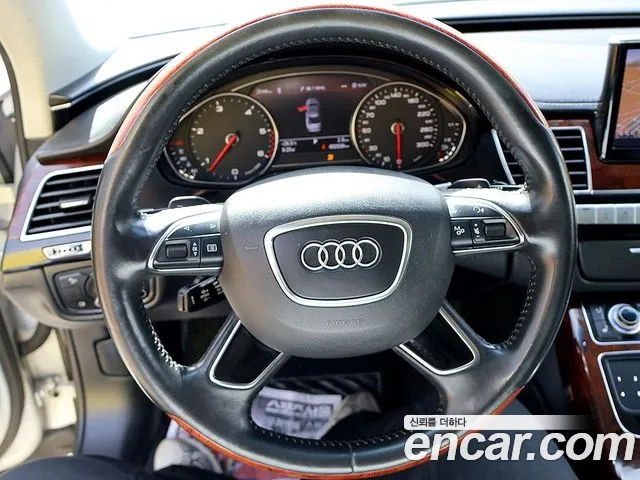 Audi A8 2013 thumb 8