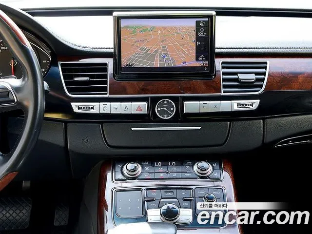 Audi A8 2013 thumb 9