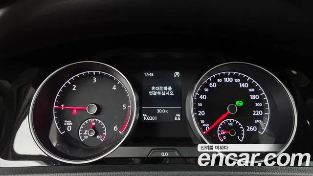 Volkswagen Golf Sportsvan 2015 thumb 8