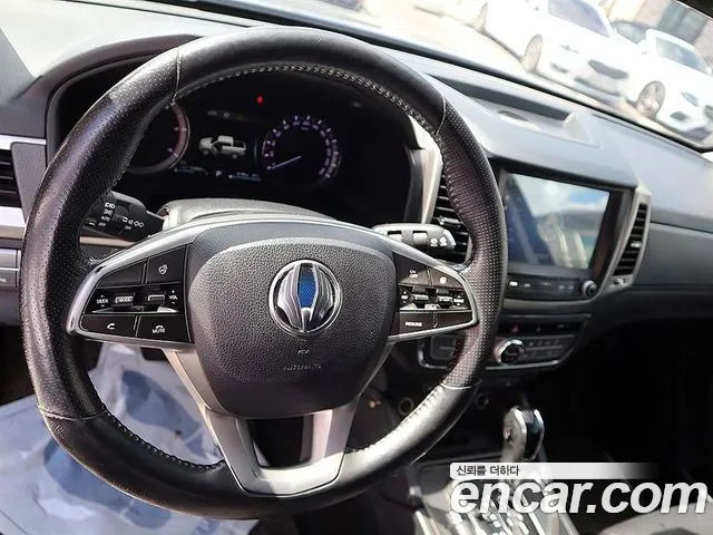 KG_Mobility_Ssangyong Rexton 2018 thumb 8