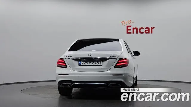 Mercedes-Benz E-Класс 2019 thumb 3