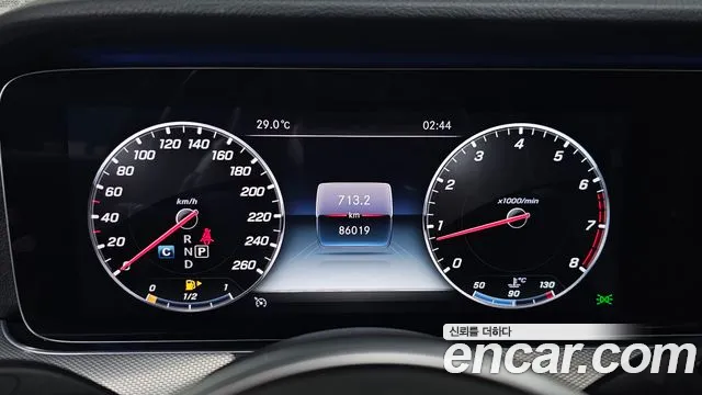 Mercedes-Benz E-Класс 2019 thumb 7