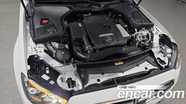 Mercedes-Benz E-Класс 2023 thumb 6