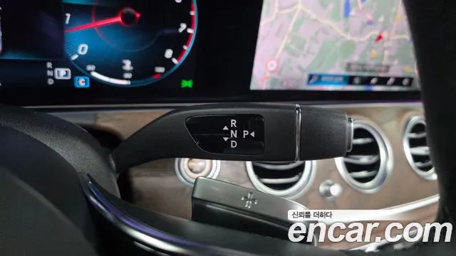 Mercedes-Benz E-Класс 2023 thumb 9
