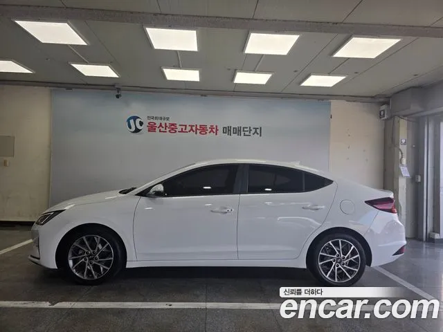 Hyundai Avante 2019 thumb 3