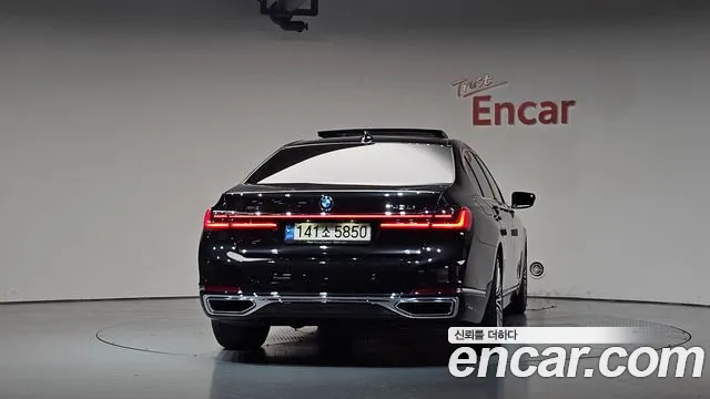 BMW 7 серии 2022 thumb 3