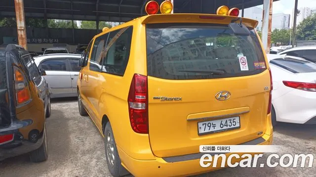 Hyundai Starex 2012 thumb 8