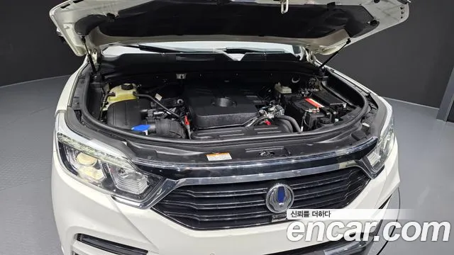 KG_Mobility_Ssangyong Rexton 2017 thumb 6