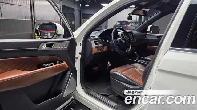 KG_Mobility_Ssangyong Rexton 2017 thumb 10