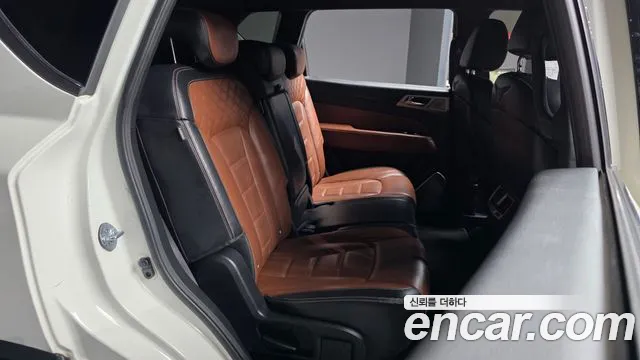 KG_Mobility_Ssangyong Rexton 2017 thumb 12