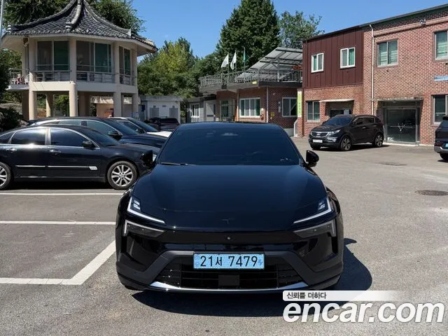 Polestar 4 2025 thumb 3