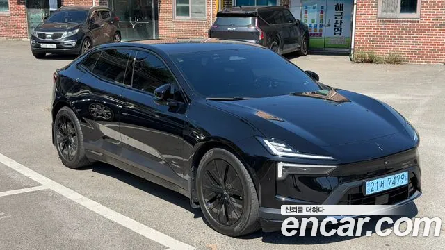 Polestar 4 2025 thumb 12