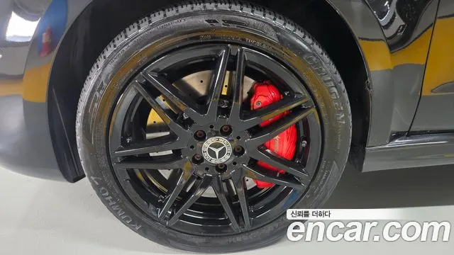 Mercedes-Benz V-Class 2022 thumb 6