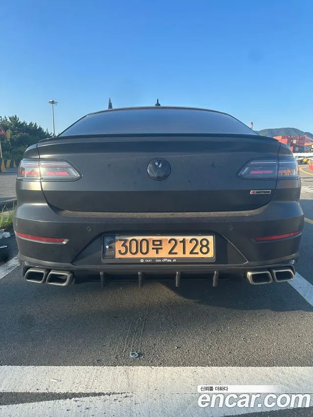 Volkswagen Arteon 2019 thumb 2