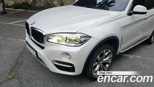 BMW X6 2018 thumb 4