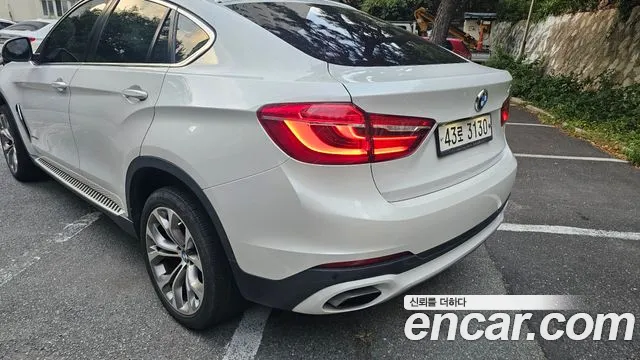 BMW X6 2018 thumb 9