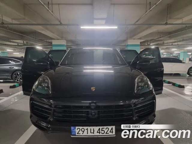 Porsche Cayenne 2019 thumb 3