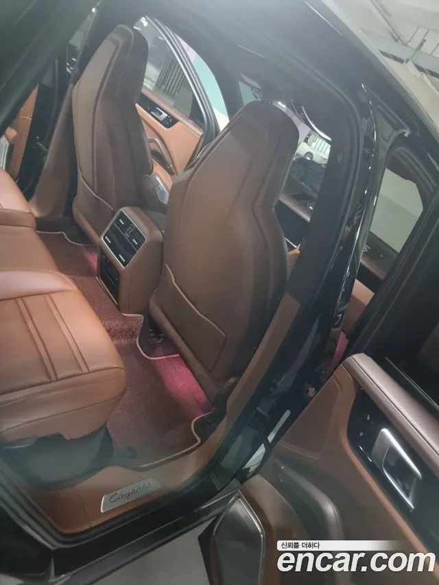 Porsche Cayenne 2019 thumb 8