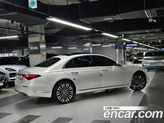 Mercedes-Benz S-Класс 2023 thumb 2