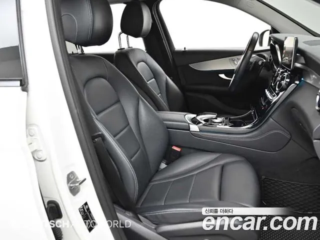 Mercedes-Benz GLC 2018 thumb 10