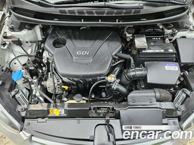 Hyundai Avante 2015 thumb 5