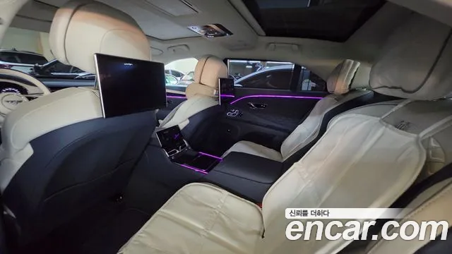 Bentley Flying Spur 2025 thumb 5