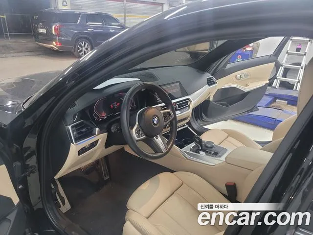 BMW 3 серии 2022 thumb 2