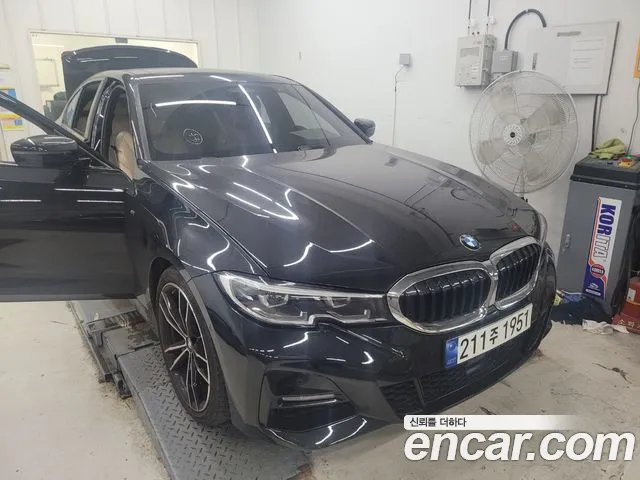 BMW 3 серии 2022 thumb 4