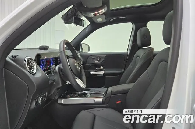 Mercedes-Benz EQB 2025 thumb 9