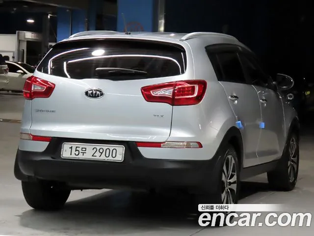 Kia Sportage 2010 thumb 2