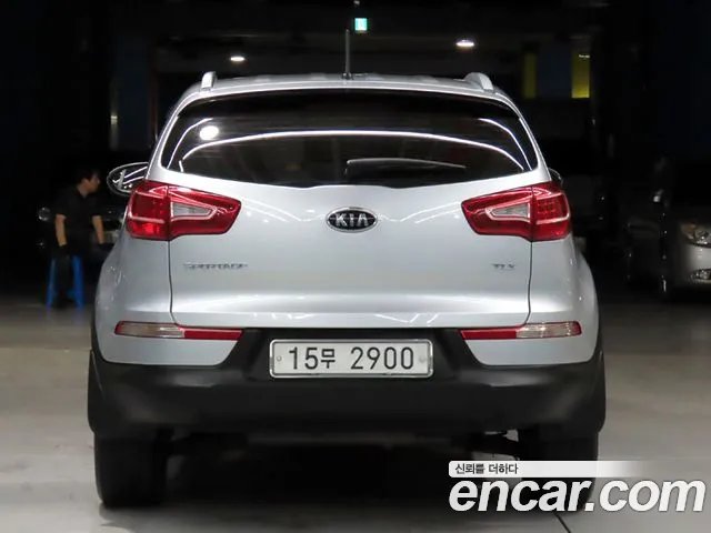 Kia Sportage 2010 thumb 4