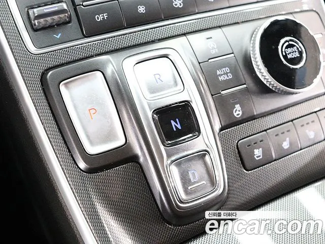 Hyundai Santa Fe 2020 thumb 9