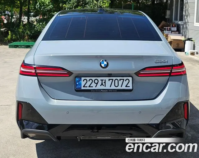 BMW 5 серии 2024 thumb 4