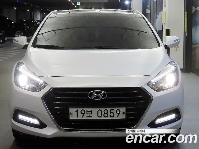 Hyundai i40 2016 thumb 2