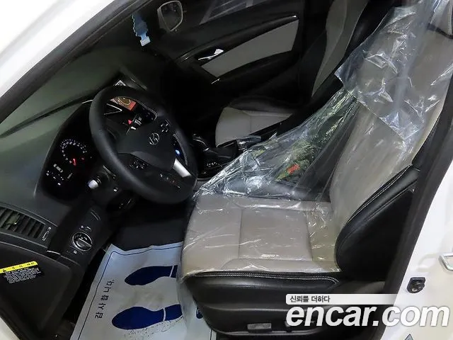 Hyundai i40 2016 thumb 6