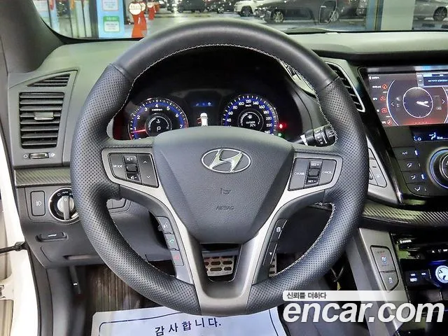 Hyundai i40 2016 thumb 8