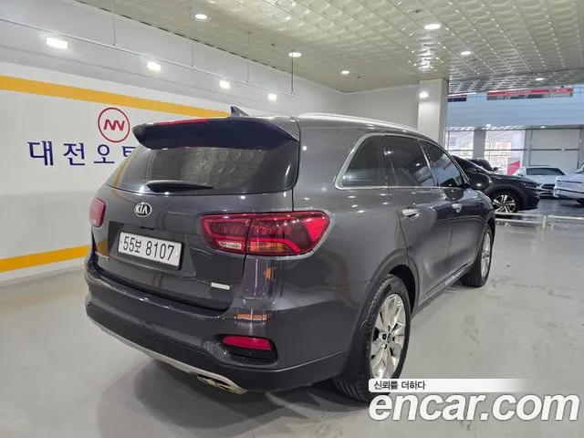 Kia Sorento 2018 thumb 4