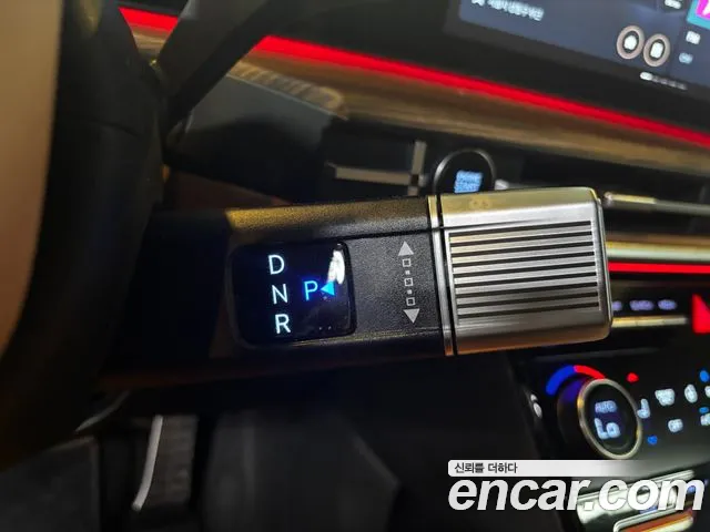 Hyundai Santa Fe 2024 thumb 9