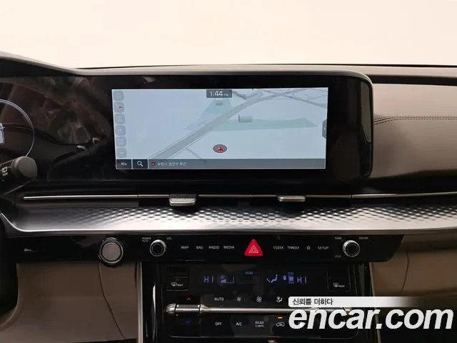 Kia Carnival 2023 thumb 9