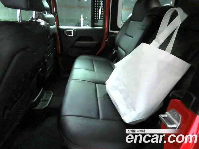 Jeep Wrangler 2021 thumb 6