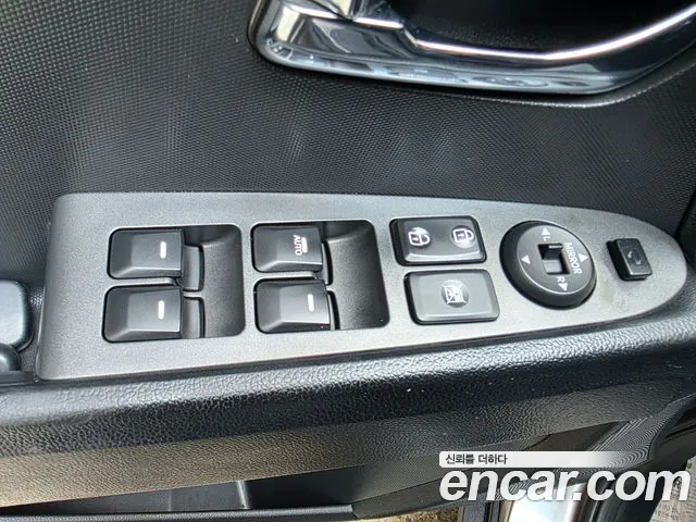 Kia Sportage 2013 thumb 8