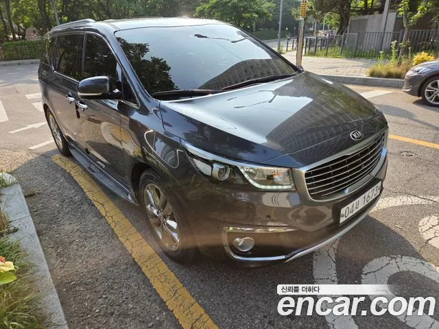 Kia Carnival 2017 thumb 5