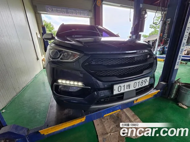 Hyundai Santa Fe 2016 thumb 3