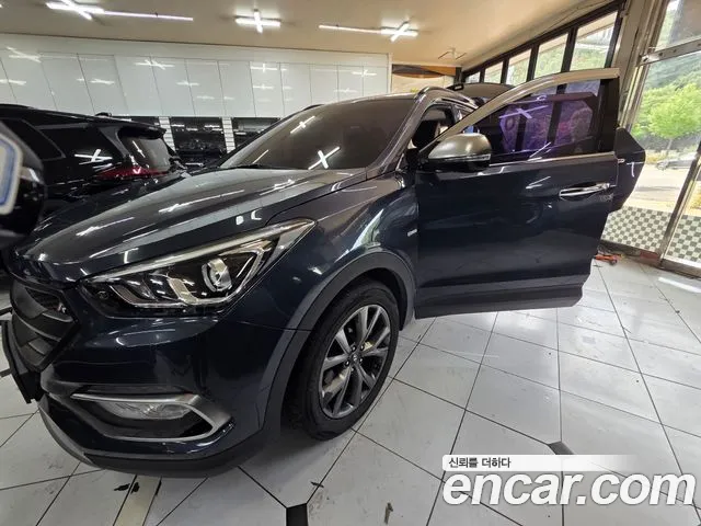 Hyundai Santa Fe 2016 thumb 4