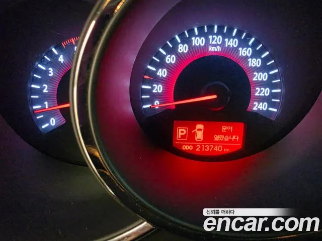 Kia Sorento 2011 thumb 6