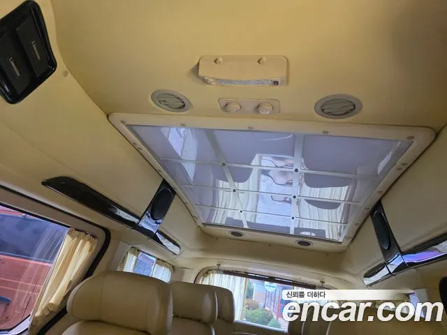 Hyundai Starex 2012 thumb 5