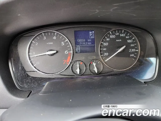 Renault SM5 2011 thumb 5