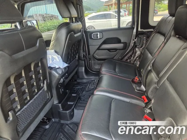 Jeep Wrangler 2018 thumb 10