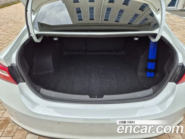 Chevrolet Malibu 2018 thumb 7